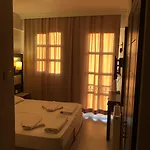 Ξενοδοχείο Sun 2*