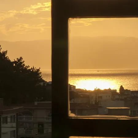 Sun 2* Çeşme